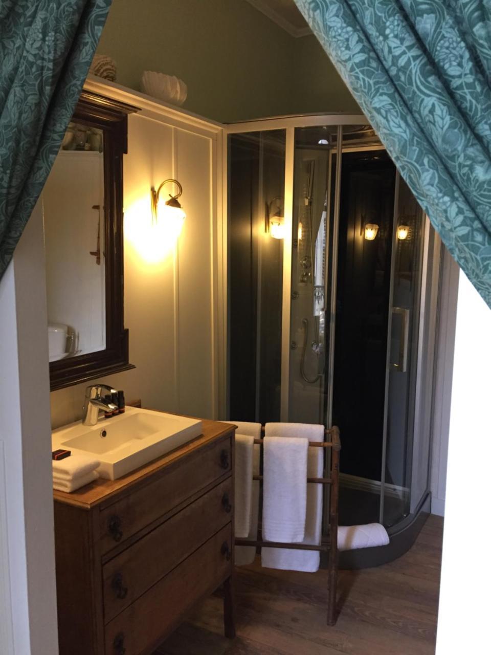 Hotel La Grenouille Noire Marcillat-en-Combraille Zewnętrze zdjęcie